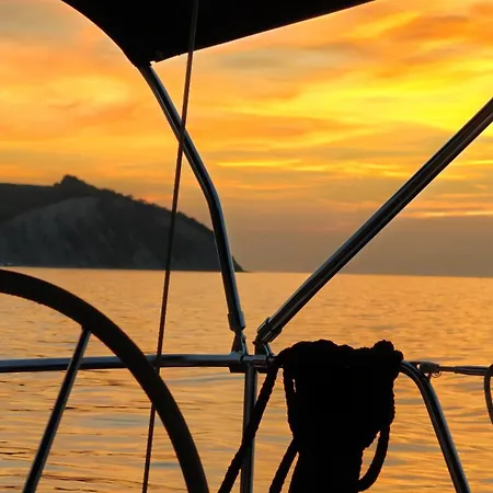 Bavaria C42